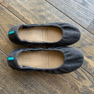 Greystone Tieks size 7